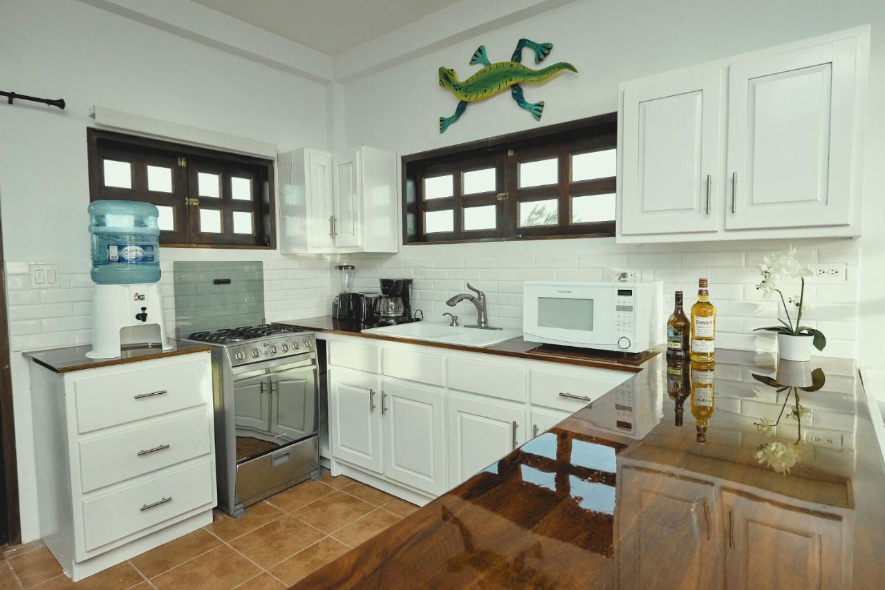 We'Yu Boutique Hotel Caye Caulker Esterno foto