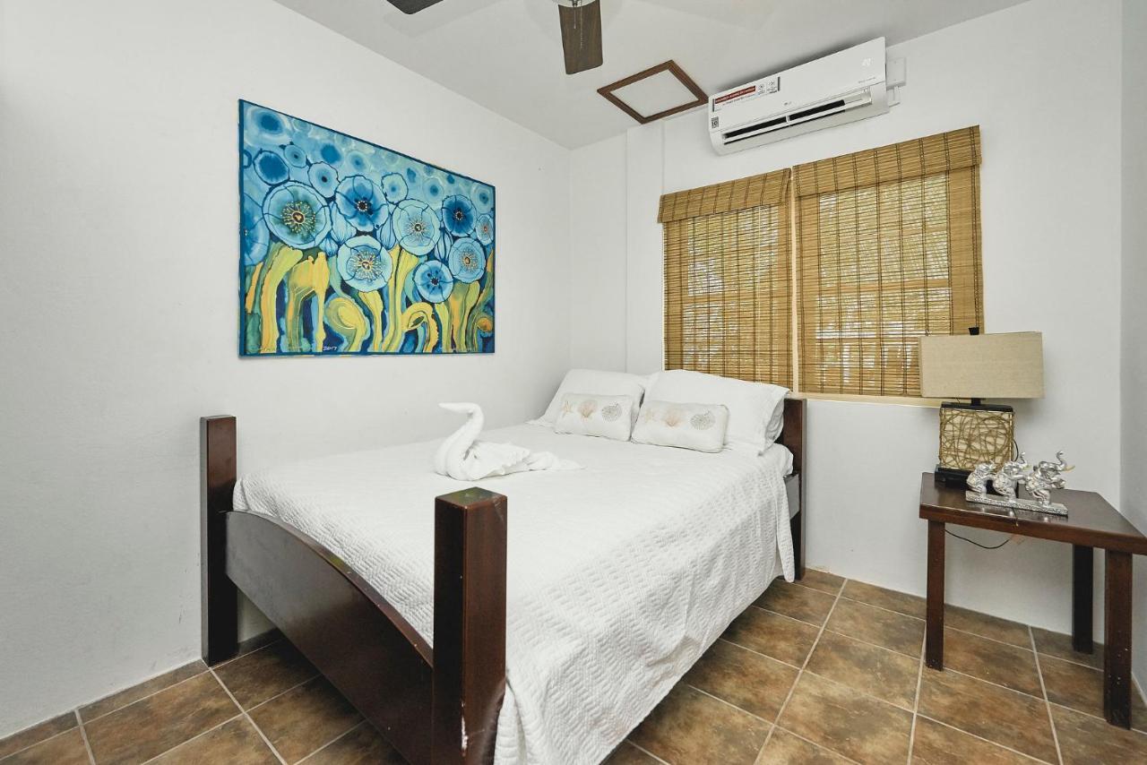 We'Yu Boutique Hotel Caye Caulker Esterno foto