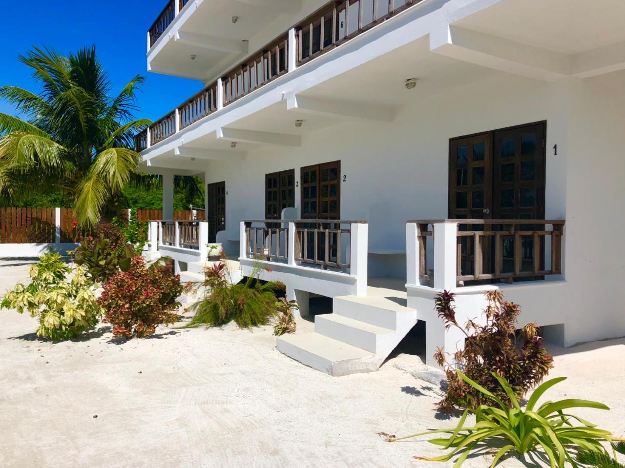 We'Yu Boutique Hotel Caye Caulker Esterno foto